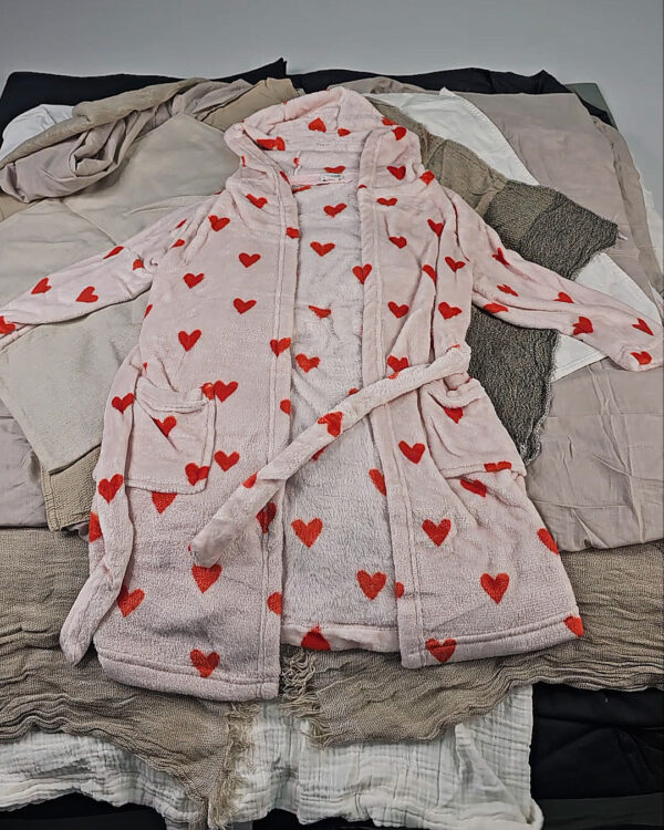 Фотография  677 - Предметы домашнего обихода H&M, 25 кг, ЛОТ №СТ-9566 оптом в Махачкале и Дагестане