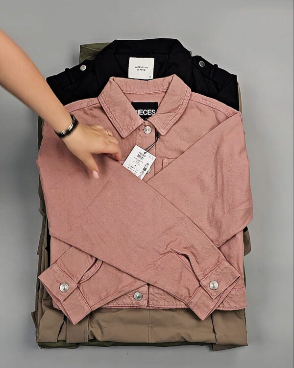 Фотография  769 - Ветровки Bestseller 045#10 кг, ЛОТ СТ-9410 оптом в Махачкале и Дагестане