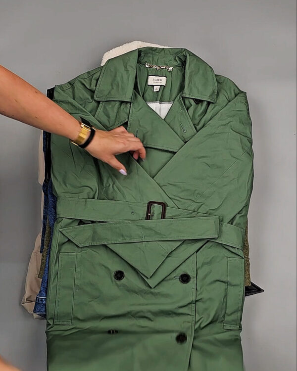 Фотография  639 - Ветровки женские CAN 104#12,4 кг, ЛОТ СТ-9403 оптом в Махачкале и Дагестане