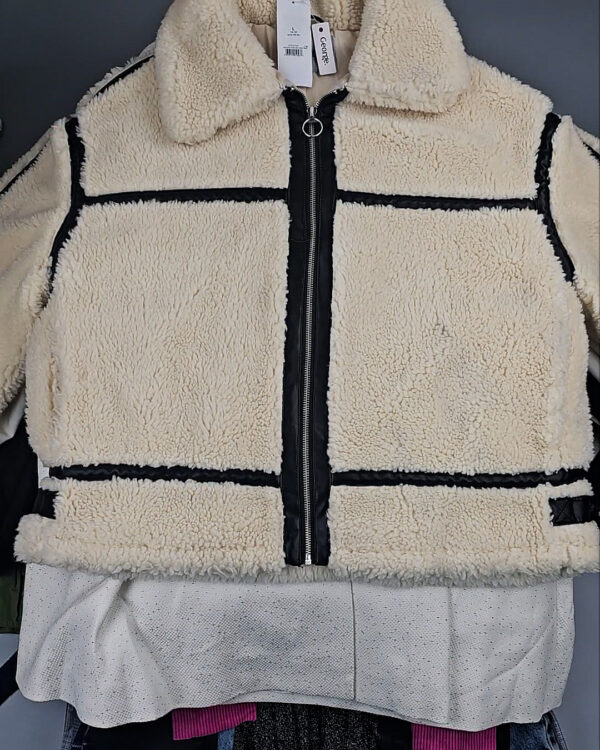 Фотография  592 - Scotland Winter БМ#60 кг, ЛОТ № СХ-0159 оптом в Махачкале и Дагестане