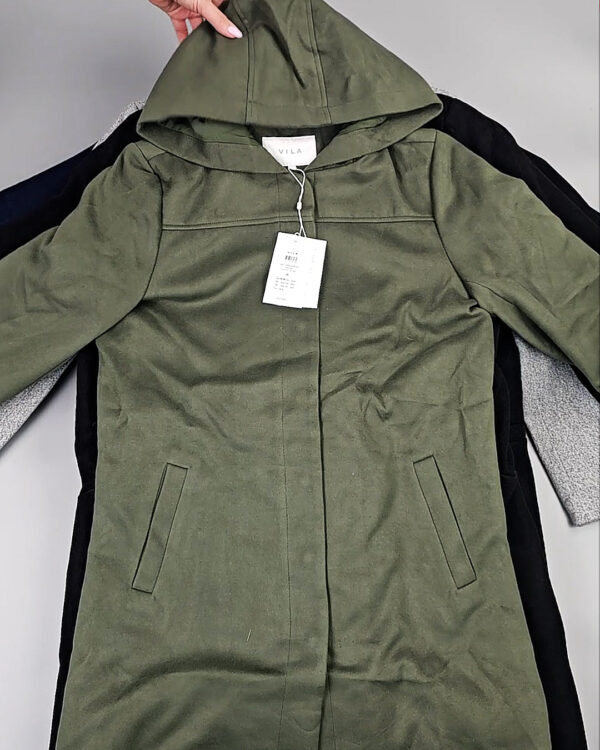 Фотография  137 - Пальто Bestseller 104#15,2 кг, ЛОТ СТ-9842 оптом в Махачкале и Дагестане