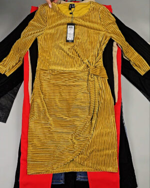 Фотография  394 - DK+Bestseller 085#16 кг, ЛОТ СТ-9952 оптом в Махачкале и Дагестане