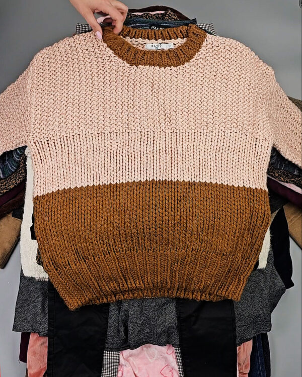 Фотография  756 - Женский микс зима (Winter mix)#20 кг, ЛОТ СХ-0208 оптом в Махачкале и Дагестане