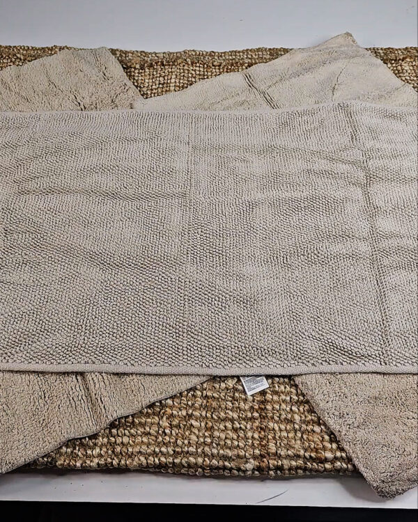 Фотография  942 - Предметы домашнего обихода H&M, 25 кг, ЛОТ СТ-9898 оптом в Махачкале и Дагестане