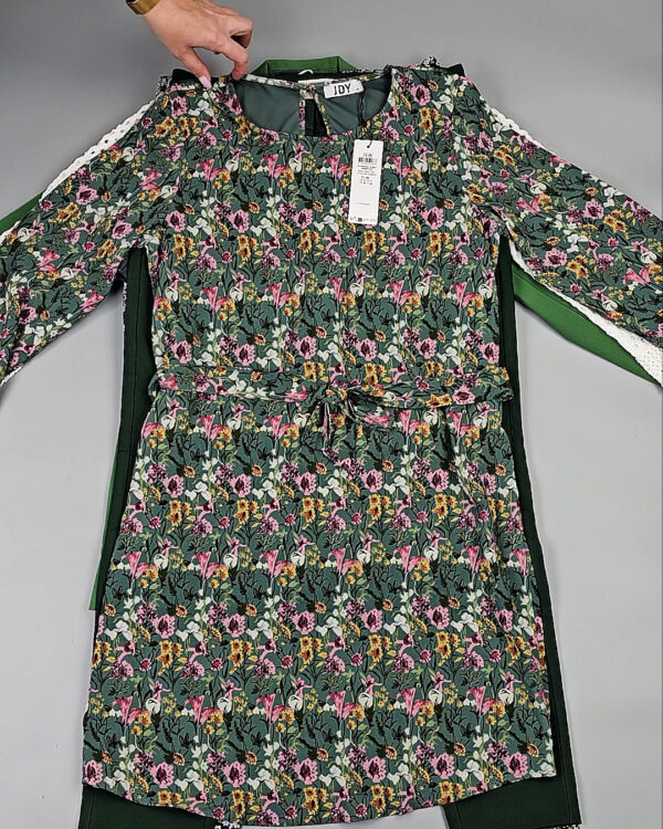 Фотография  940 - DK+Bestseller 085#16 кг, ЛОТ СТ-9951 оптом в Махачкале и Дагестане