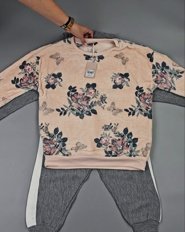 Фотография  766 - Женский микс зима (Winter mix)#20 кг, ЛОТ СХ-0206 оптом в Махачкале и Дагестане