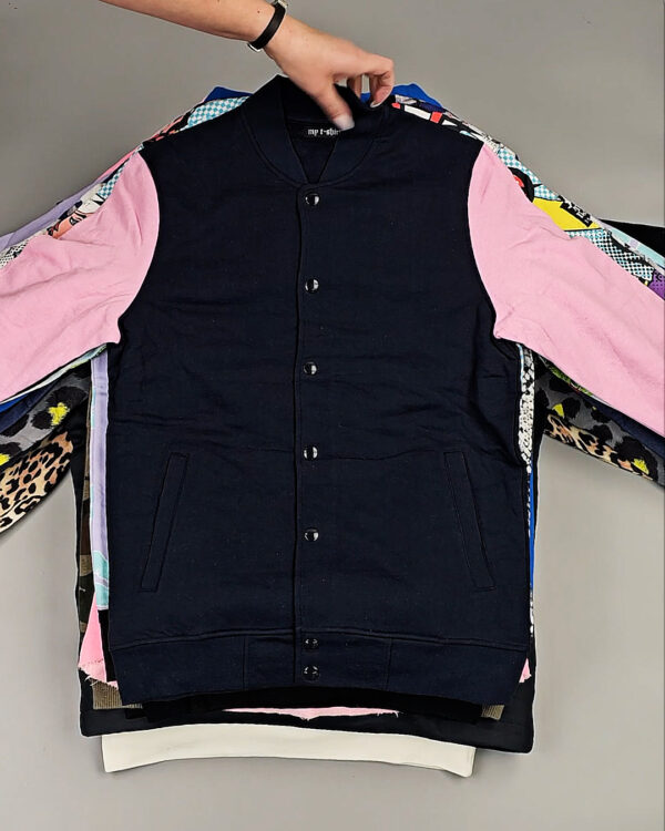 Фотография  302 - Толстовки CIRCUS 095#15 кг, ЛОТ СТ-10123 оптом в Махачкале и Дагестане