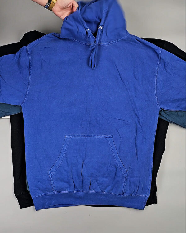 Фотография  747 - Толстовки СТОК CAN 0424#10 кг, ЛОТ СТ-10135 оптом в Махачкале и Дагестане