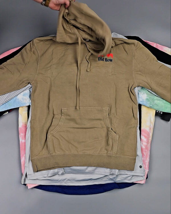 Фотография  235 - Толстовки СТОК CAN 0424#10 кг, ЛОТ СТ-10138 оптом в Махачкале и Дагестане