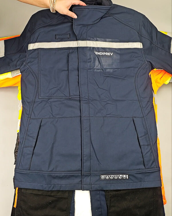 Фотография  258 - Рабочая одежда mix БМ#25 кг, ЛОТ СХ-0266 оптом в Махачкале и Дагестане