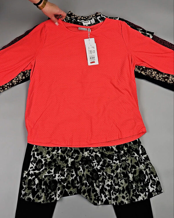 Фотография  300 - DK+Bestseller Winter mix 064#15 кг, ЛОТ СТ-10091 оптом в Махачкале и Дагестане